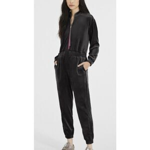 UGGS HIXSON WOMEN'S VELVET FLEECE JUMPSUIT IN DEEP NIGHT BLACK SZ L